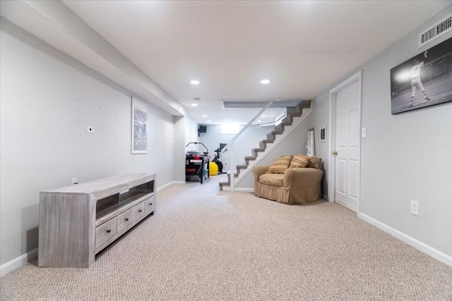 60 Northgate Rd, Northborough, MA 01532
