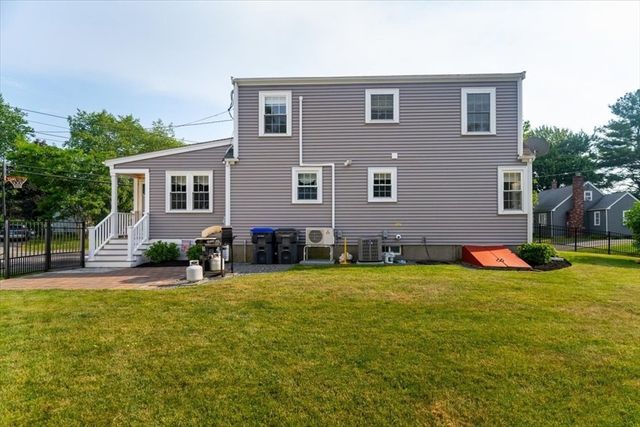 60 Northgate Rd, Northborough, MA 01532