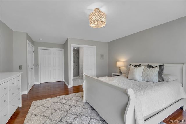 5252 Mallard Roost, Clarence, NY 14221