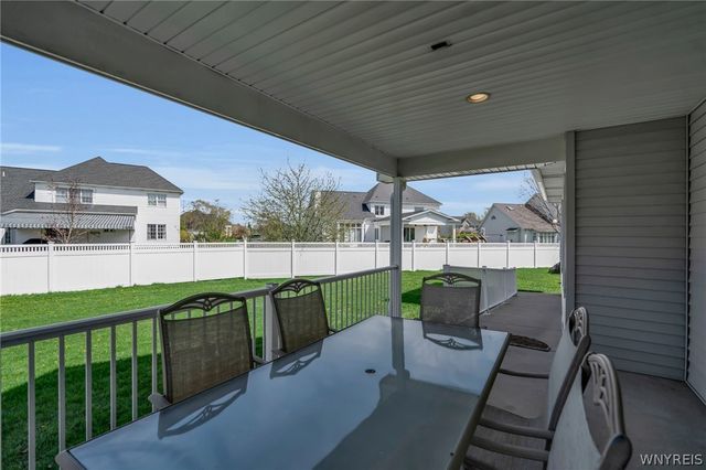 5252 Mallard Roost, Clarence, NY 14221