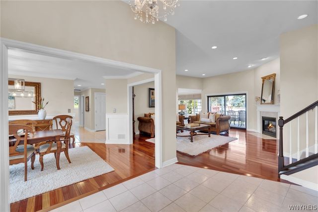 5252 Mallard Roost, Clarence, NY 14221