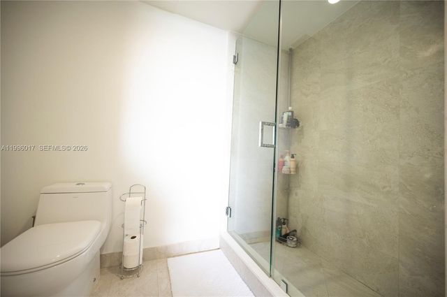 488 NE 18th St 304, Miami, FL 33132