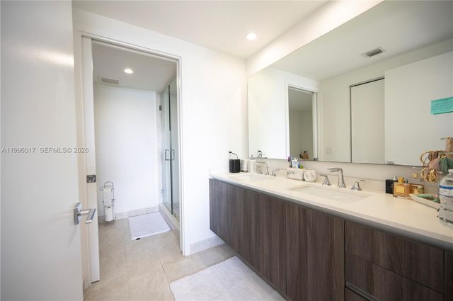 488 NE 18th St 304, Miami, FL 33132