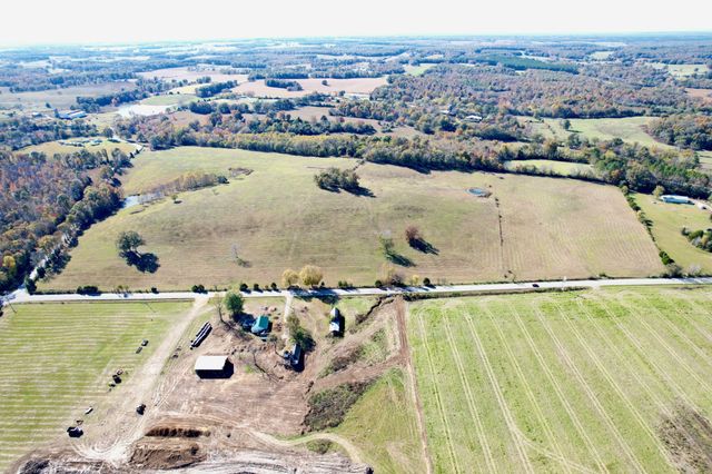 1 Henryville Rd, Summertown, TN 38483