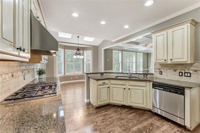 175 Woodcliff Drive, Suwanee, GA 30024