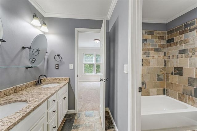 175 Woodcliff Drive, Suwanee, GA 30024