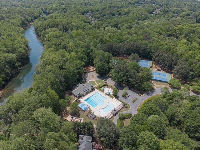 175 Woodcliff Drive, Suwanee, GA 30024