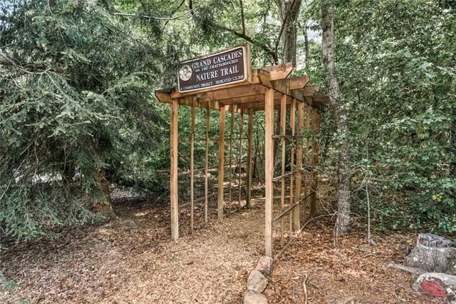 175 Woodcliff Drive, Suwanee, GA 30024