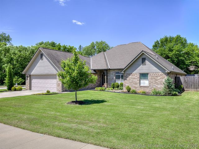 2125 Turtle Creek Street, Bartlesville, OK 74006