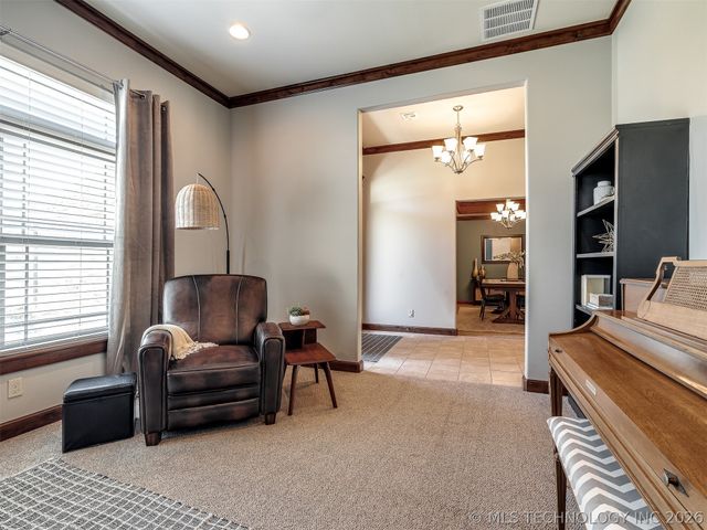2125 Turtle Creek Street, Bartlesville, OK 74006