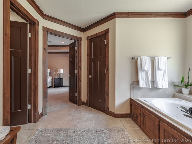 2125 Turtle Creek Street, Bartlesville, OK 74006