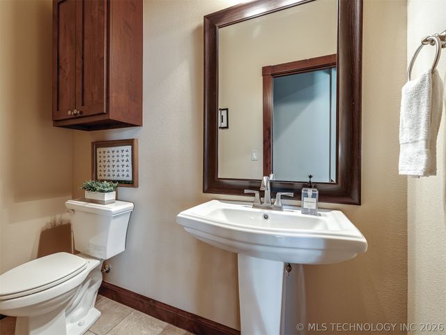 2125 Turtle Creek Street, Bartlesville, OK 74006