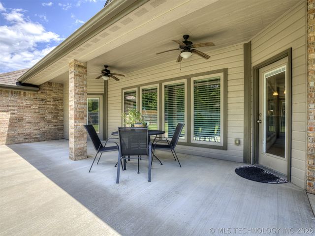 2125 Turtle Creek Street, Bartlesville, OK 74006
