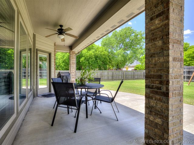 2125 Turtle Creek Street, Bartlesville, OK 74006
