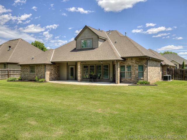 2125 Turtle Creek Street, Bartlesville, OK 74006