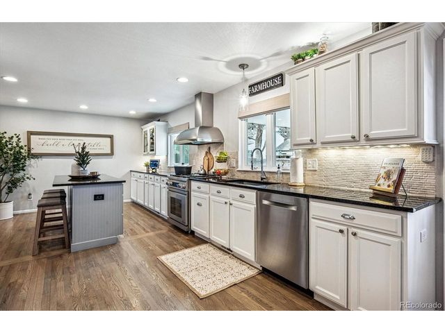 6809 S Niagara Ct, Centennial, CO 80112