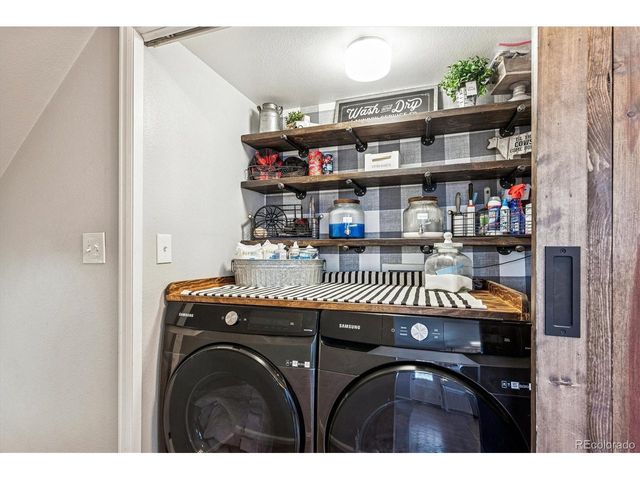 6809 S Niagara Ct, Centennial, CO 80112