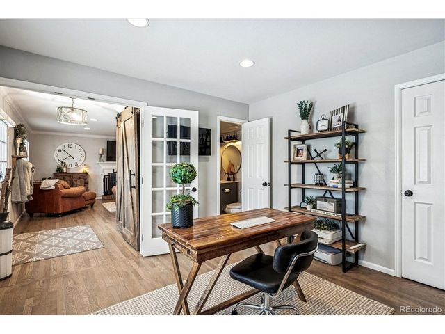 6809 S Niagara Ct, Centennial, CO 80112