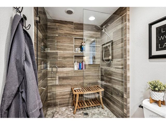 6809 S Niagara Ct, Centennial, CO 80112