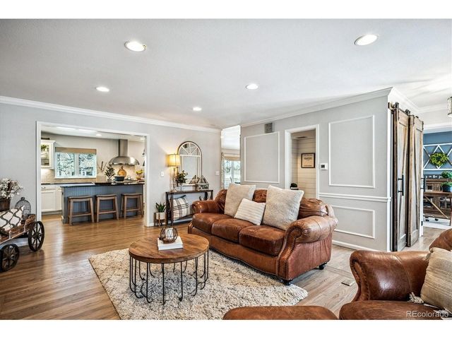 6809 S Niagara Ct, Centennial, CO 80112