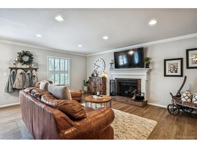 6809 S Niagara Ct, Centennial, CO 80112