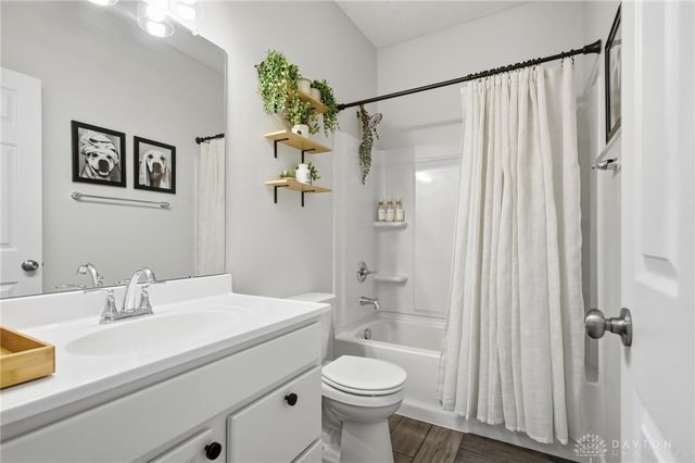 515 Kilkenny Court, Bellbrook, OH 45440