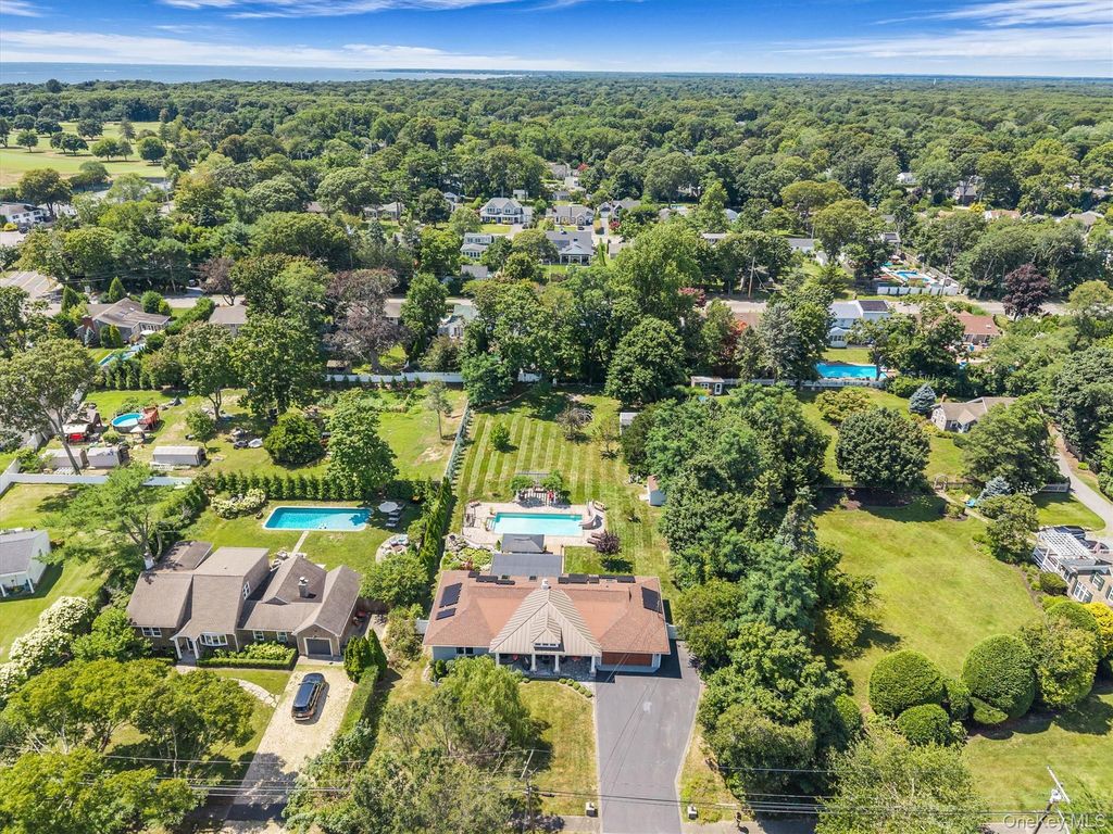 6 N Howells Point Road, Bellport Village, NY 11713 — photo 3