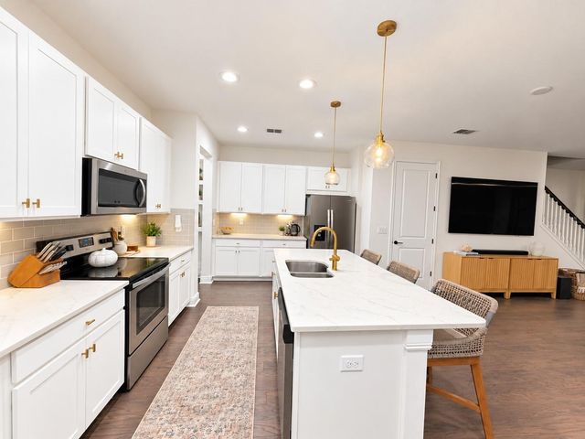 17874 ALTHEA BLUE PLACE, Lutz, FL 33558