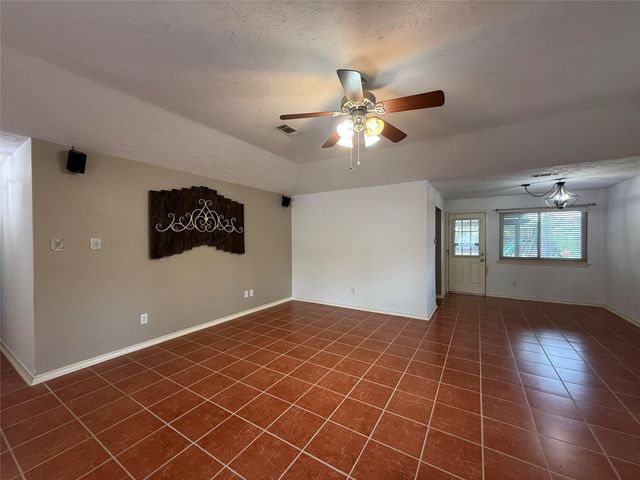 4722 Enchanted Rock Lane, Spring, TX 77388