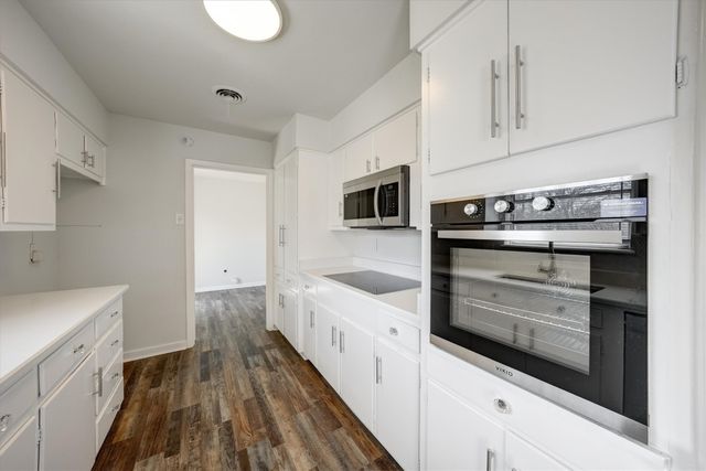 8117 Redwood Drive, Benbrook, TX 76116