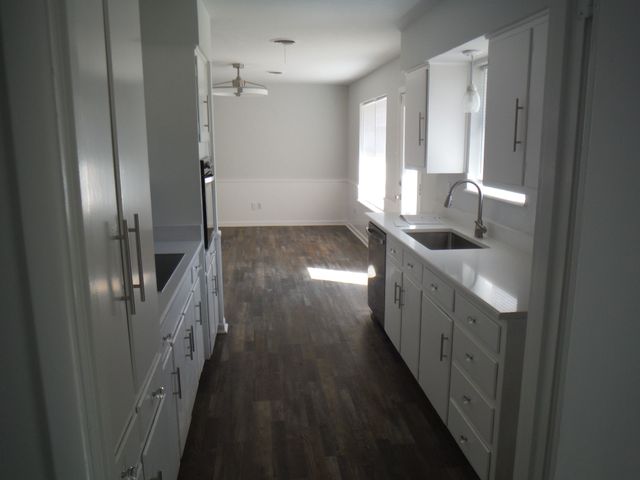 8117 Redwood Drive, Benbrook, TX 76116