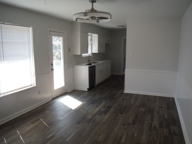 8117 Redwood Drive, Benbrook, TX 76116