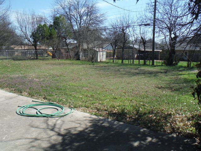 8117 Redwood Drive, Benbrook, TX 76116