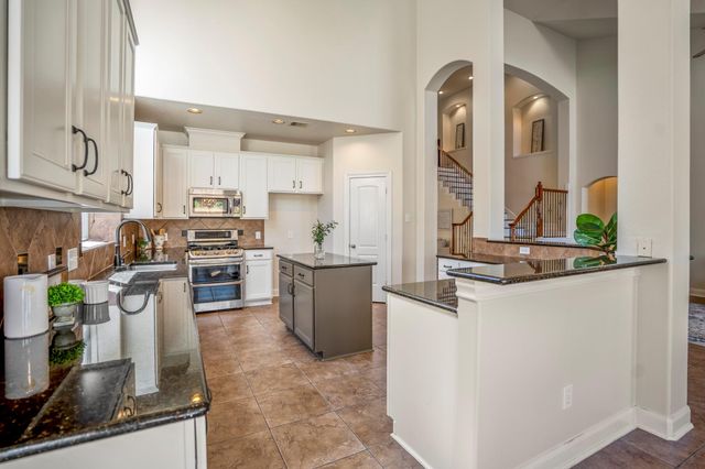 22722 Wixford Lane, Tomball, TX 77375