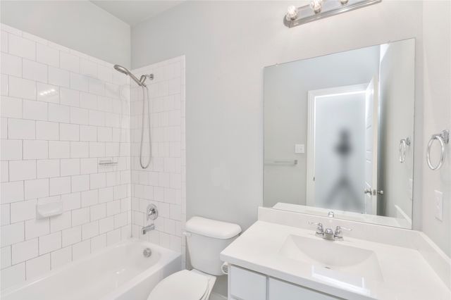 2813 Upland Trail Lane, Aubrey, TX 76227