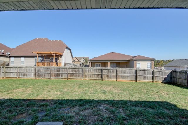 1625 Apache Way, Clarksville, TN 37042