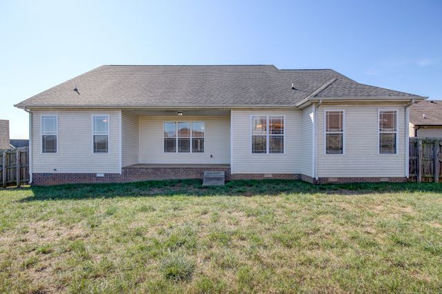 1625 Apache Way, Clarksville, TN 37042