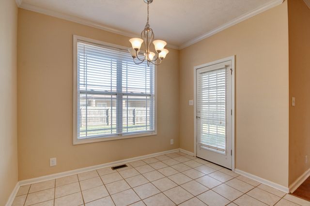 1625 Apache Way, Clarksville, TN 37042