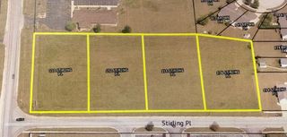 110-176 STIRLING Place, Momence, IL 60954