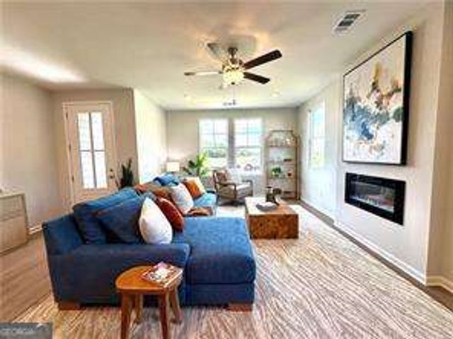 477 Crown Drive, Emerson, GA 30137