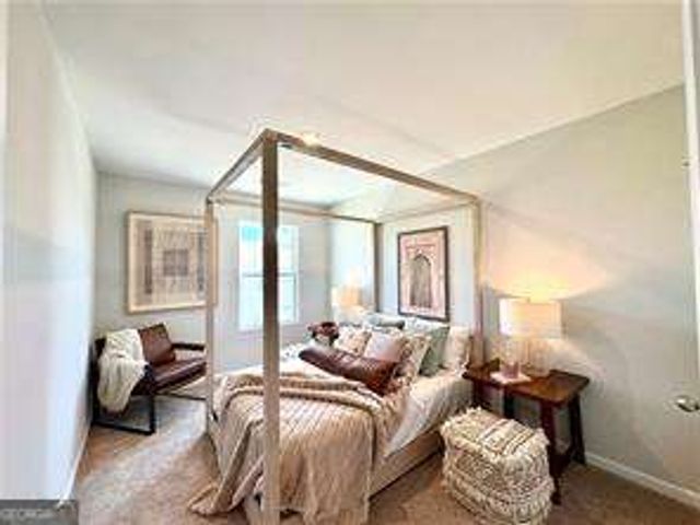 477 Crown Drive, Emerson, GA 30137