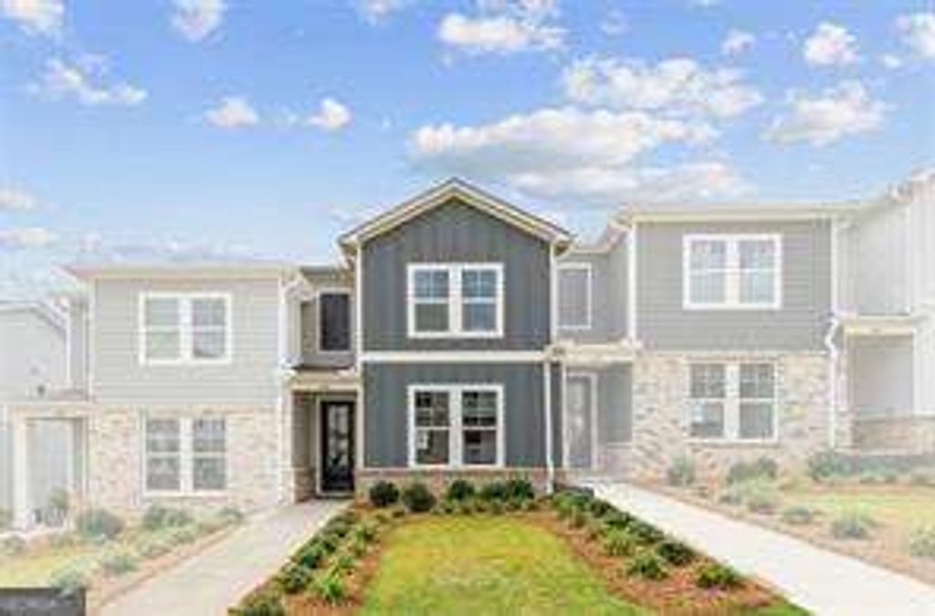 477 Crown Drive, Emerson, GA 30137