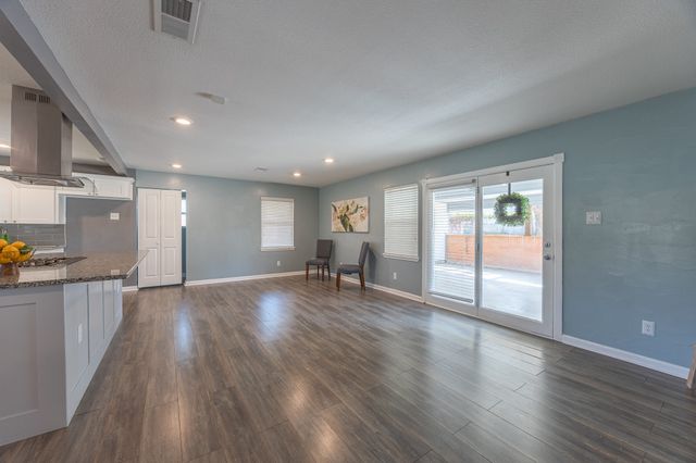 3517 Slade Boulevard, Fort Worth, TX 76116