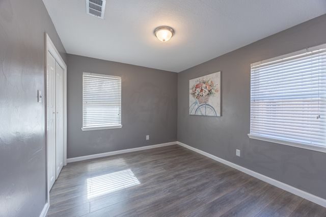 3517 Slade Boulevard, Fort Worth, TX 76116