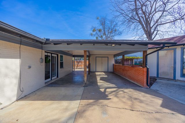 3517 Slade Boulevard, Fort Worth, TX 76116