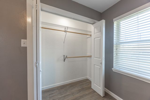 3517 Slade Boulevard, Fort Worth, TX 76116