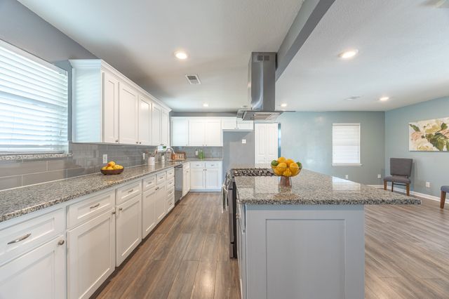 3517 Slade Boulevard, Fort Worth, TX 76116