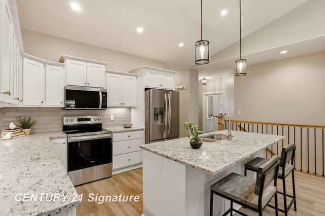 4073 Woodburn Court, Saginaw Twp, MI 48603