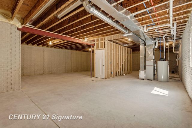 4073 Woodburn Court, Saginaw Twp, MI 48603