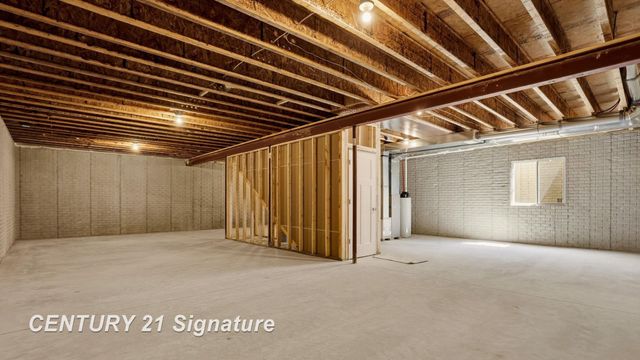 4073 Woodburn Court, Saginaw Twp, MI 48603